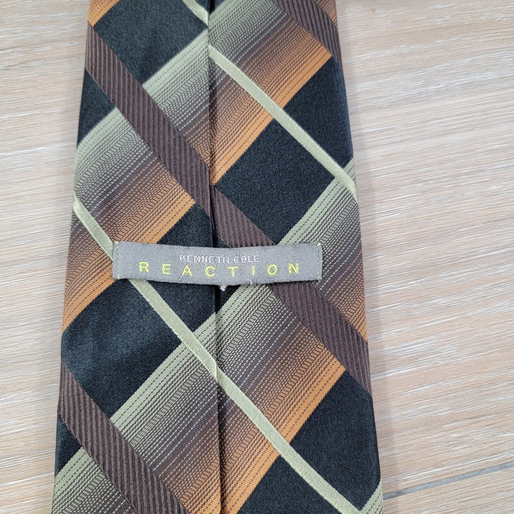Kenneth Cole Reaction Mens Geometric Stripe Necktie Brown Black Gold - Picture 2 of 3